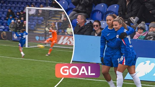 WSL: Chelsea vs West Ham | Lauren James doubles Chelsea's lead after GK howler!