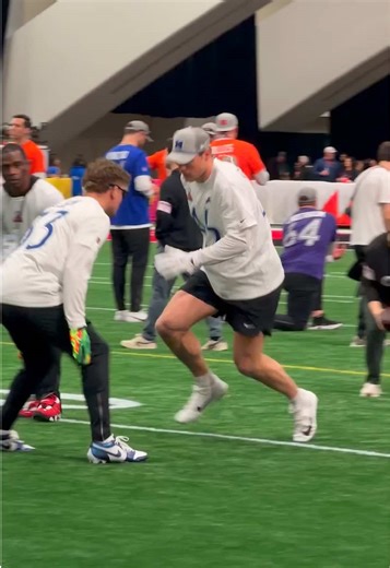 Couple Hawkeyes Face Off Before Pro Bowl Games