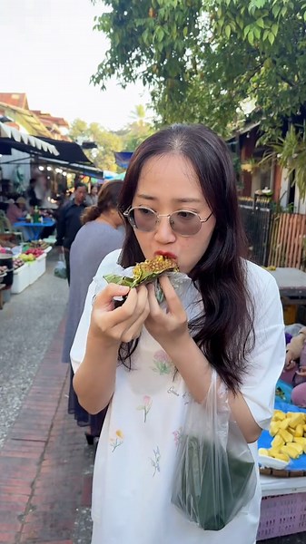 ຫຼວງພະບາງພັກໃສດີຄິບນີ້ມາແນະນຳ @Houngvilai Hotel Luang prabang #ຕິດຣີວິວ #ຫຼວງພະບາງ #ທີ່ພັກຫຼວງພະບາງ