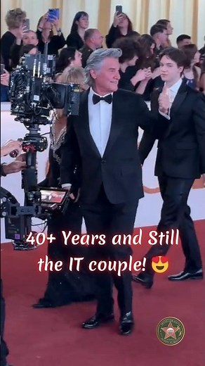 Goldie & Kurt: Hollywood's Forever Couple! 😍 #kurtrussell #oscars #shorts
