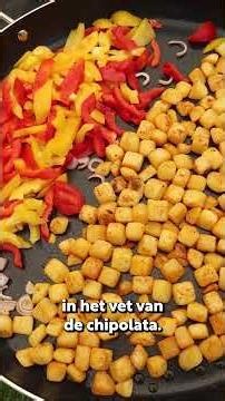 Camping recipe with chipolata sausages, bell peppers, and baby potatoes