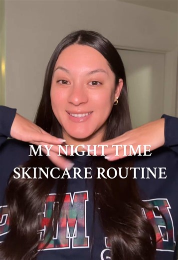 One small change that made a difference in my skincare routine 👀 Using clean face towels at night instead of regular towels = less bacteria, happier skin 💆🏽‍♀️✨ @Clean Skin Club #tiktokshop #tiktokshopfinds #tiktokmademebuyit #cleanskin #skincare