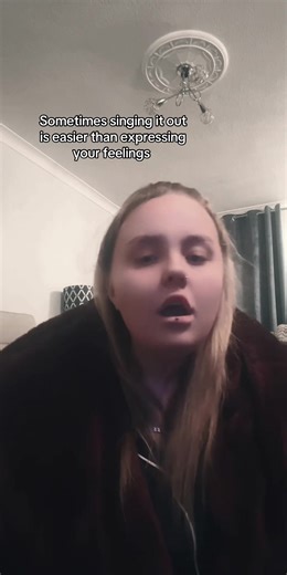 Love a sing song #singer #preformer #spreadkindness @James Arthur