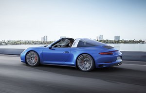 遅れてきた名車？ポルシェ911タルガの年間生産台数を調べてみる | 外車王SOKEN