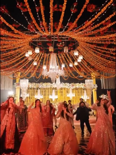 Captivating Indian Wedding Dance Performance