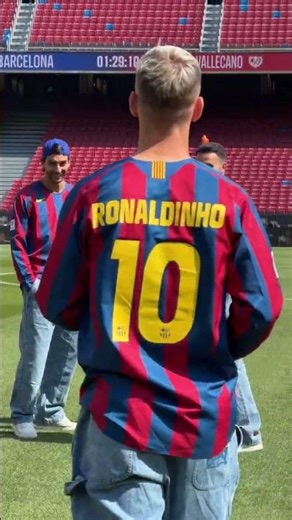Ronaldinho made history. Now it’s their turn 🎞️ #fcbarcelona #football #shorts