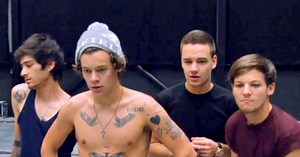 Police Called After One Direction Fans Rush Doors of Movie Preview