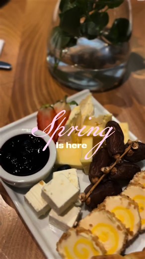 🌷 The best way to start spring? A walk through the heart of Dublin… and a stop at your favorite restaurant. 💛 Feel the fresh air, enjoy the city vibes, and treat yourself to warm hospitality and unforgettable flavors at Admiral Restaurant. 🍽✨ Because spring is all about new beginnings — and delicious moments. 🌐 Reserve your table: admiralrestaurant.ie #AdmiralRestaurant #SpringInDublin #DublinCity #StartOfSpring #CityWalk 🌷🍽✨