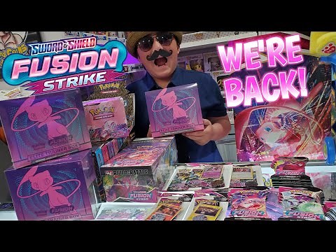 NEW FUSION STRIKE POKEMON CARDS ARE HERE! Elite Trainer Box Opening!