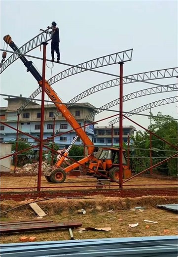 Futsal Truss Installation at Davis Fall Futsal