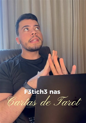 Se gosta de tarot, VOCÊ 🫵 não pode perder a promoção exclusiva que lancei!!! No meu curso de tarot você terá: ✅ Grupo exclusivo no WhatsApp para dúvidas, tiragens e sugestões de novas aulas ✅ Acesso vitalício ao curso ✅ Aulas detalhadas sobre Arcanos Maiores, Arcanos Menores e Cartas da Corte. Todas as 78 cartas têm sua própria aula aprofundada. ✅ O curso é destinado tanto para iniciantes no Tarot quanto para quem já possui uma base. Ao longo das aulas, você desenvolverá uma perspectiva mais am
