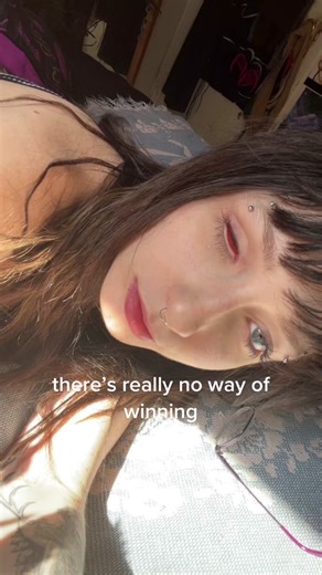 The Girl with One Eye: A Unique Emo Characteristic