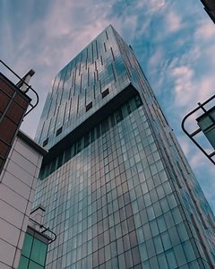 11K views · 302 reactions | Looking up at Beetham Tower by Tommy Timelapse. Happy Friday guys  | The Manc | Facebook