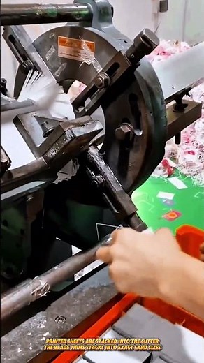 This Card Cutting Machine Produces 1,000 Perfect Cards With Precision Fast #machine #printing