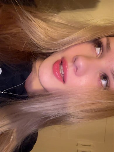 Video's van wedxxty (@wedxxty) met Seoul City - JENNIE