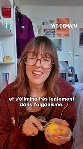 LA GRANDE BAVARDEUSE VA-T-ELLE REUSSIR A EPLUCHER CETTE POMME DE TERRE ?