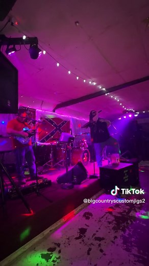 Born to boogie band Warning extreme flashing lights