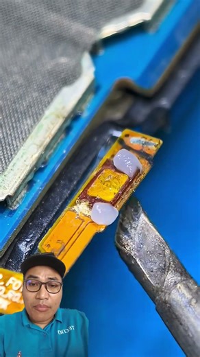 cara melepas tombol power hp #viral #smartphone #solder #tips #howto #tutorial #service #repair #fyp