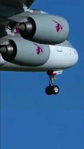 ✈️ Airbus A380-800 Butter Landing — The Smoothest Approach! #aviation #aviationlovers #aviationdaily