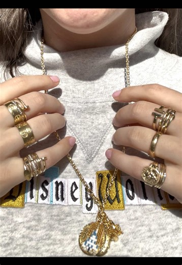 @halffullLA.finelineLA is my OBSESSION✨🫶🏻 @Pandora @Disney Store @ebay #jewelrytiktok #jotd #charmnecklace #jewelrytour #jewelrystack