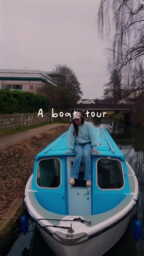 Boat tour before moving in! ⚓️ Me and my fairy godmother aka mum spent five days cleaning the boat before I could bring anything aboard. The boat is Hampton Safari MK3 from 1975. It’s 25 foot long (my last boat was 63) so it’s tiny! 🫣 #Narrowboat #hamptonsafari #rivercruiser #boatlife #narrowboatlife