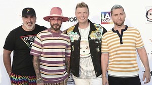 7.5K views · 146 reactions | Justin Sylvester, co-host of “Daily Pop” on E!, tells Hoda and Jenna about the latest news in pop culture. He talks about the new Backstreet Boys and ‘N Sync mashup band and the actor cast in Disney’s “Snow White.” #TrendsdayWednesday | TODAY with Jenna & Friends | Facebook