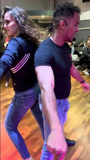 Tutorial: fun intermediate/advanced salsa combination. LA Style! With counts. Merry christmas!