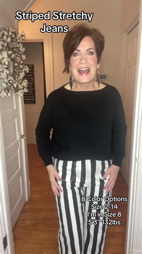 Super cute, soft, striped jeans! #jeans #stretch #stripes #pockets #widelegs