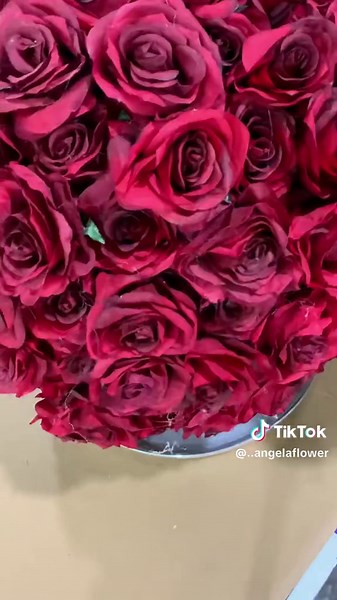 Angela Flower Wedding Decoration Flower Factory Custom-Made Center Flower Ball #weddingstyle #wedding #diy #weddingdecor #luxurywedding #luxurywedding