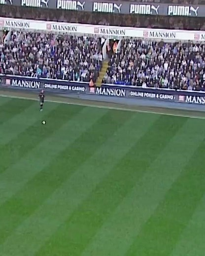 🚨 Goalkeeper scoring alert! 🚨 Paul Robinson v Watford #Shorts