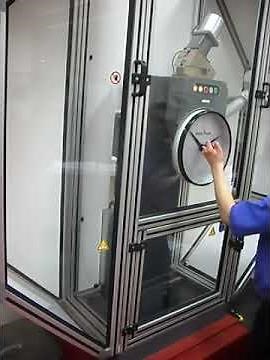 Charpy impact toughness testing machine