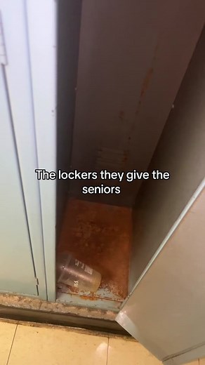 Comparing Senior and Junior Lockers at School