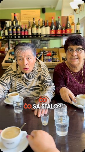 S DPD presmerujete balík raz-dva! Už aj naše seniorské dievčatá v tom majú jasno. 📦✨ Stačí pár kliknutí v notifikácii alebo v aplikácii myDPD a zmena adresy, dátumu doručenia, či presmerovanie do odberného miesta je hračka. S #myDPD máte balíky pod kontrolou! 📲💃 | DPD SK