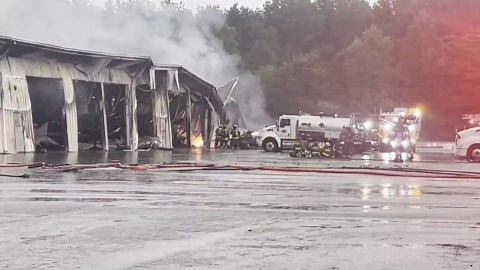 Flames seen at auto body shop in Rockdale County
