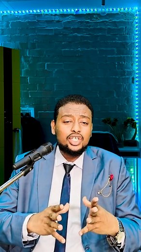 Caado Wareerka... #Somaliland #kismayo #fyp #banaadir #somaliwomen #somali #trending #facebook #muqdisho #somalitiktok12 #somaliarmy #somaliland #somaligirls #somalia #baydhabo #muslimtiktok #tiktok #herbal | Ahmed Ali Nur