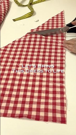 Making a cottagecore dress – all the rustic, romantic feels