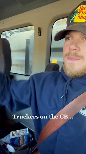 Professional CB talk. #truckerlife #cbtalk #cbradio #trump2020