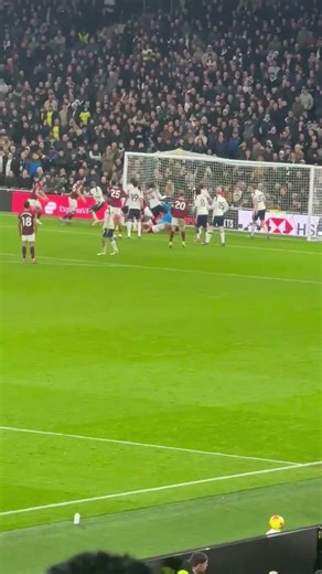 That winning goal is the exact reason why West Ham should be keeping Callum Wilson in the squad. What an impact he’s made on West Ham this season after such negativity around his signing. Insanity even considering terminating his contract⚒️🙏 • Josh V | Mark Noble's Claret & Blue Army
