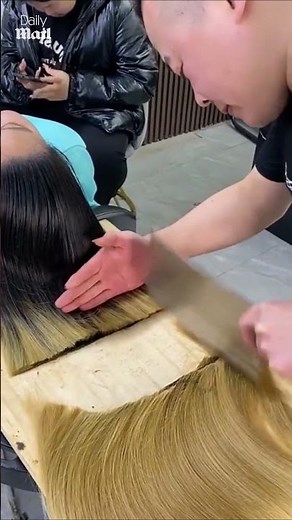 Hairdresser literally chops off hair with kitchen knife