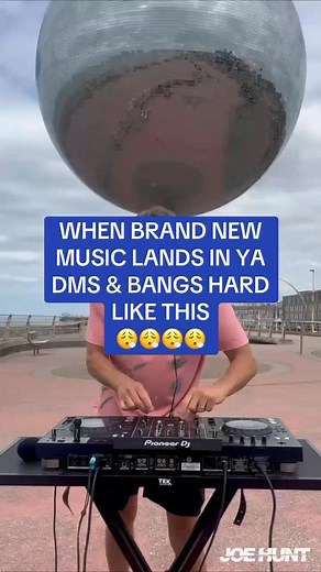 Some brand new music 💙 Now then let’s talk about exclusive remixes with another one of my favourite vocals of all time “AT NIGHT” 😮‍💨 Certified BANGER 🧨🧨 | Joe Hunt