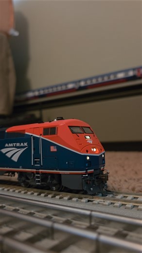 Athearn Genesis' HO P42dc in the Phase VI 50th Anniversary Livery | #modeltrains #trains