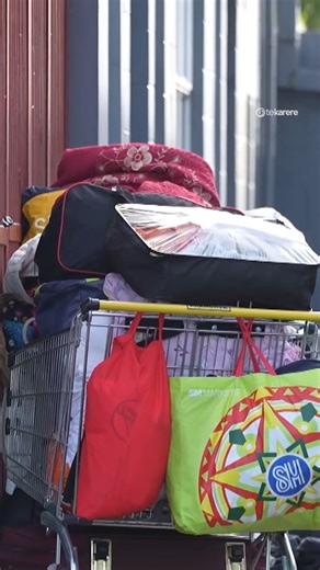 Manaaki Rangatahi, an advocacy group for homeless youths, is urging the government to provide more funding and come up with a clear strategy to re-house rangatahi living in the streets. This comes as the government announced a new ‘move-on’ proposal for rough sleepers in city centres. The full story is now available on our Facebook page. #tekarere #tvnz #maori #torangapu | Te Karere