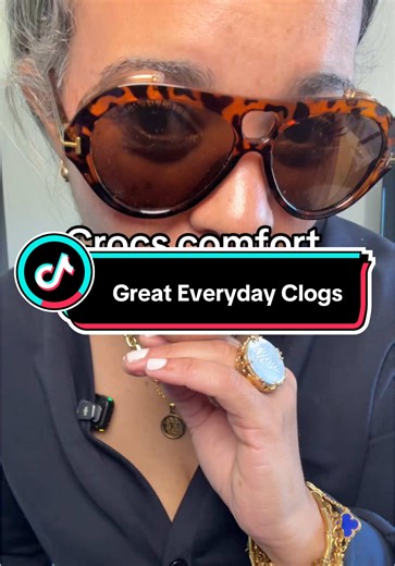 Discover the Stylish Dylan Clogs for Everyday Comfort