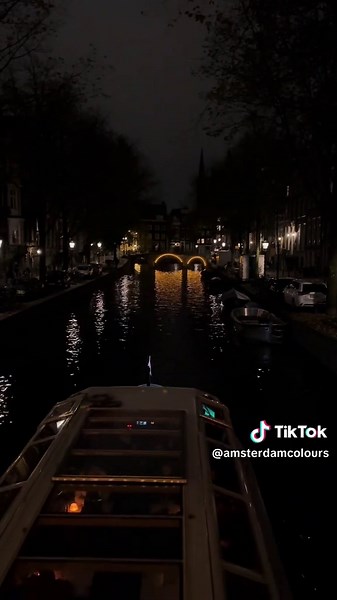 Magical Amsterdam nights🖤 #amsterdam #amsterdamguide #visitamsterdam #amsterdamlife #amsterdamtips #amsterdamcity #amsterdamtravel #autumn #amsterdamexpat #amsterdamcanals #tiktokamsterdam #iamsterdam #beautifuldestinations #visiteurope #lifestyle #netherlands