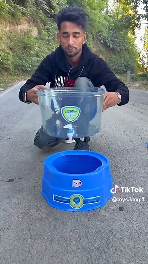 Unboxing the Intex Explorer 2-Person Boat