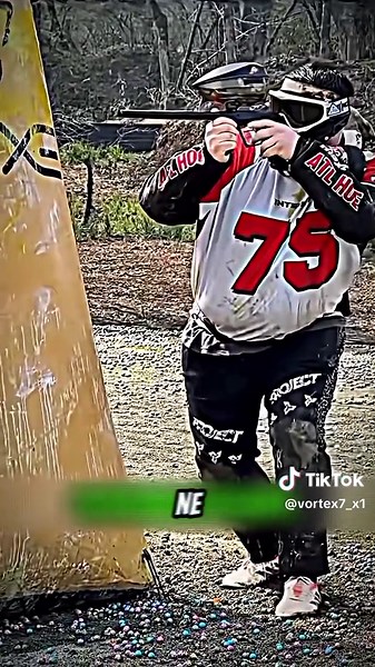 Le secret des billes de paintball : pourquoi elles cassent ?