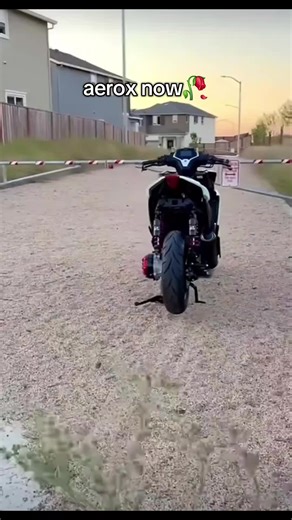 Yamaha Aerox 2012 Features and Specifications