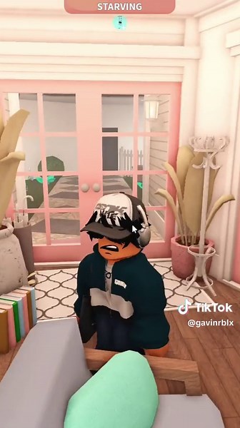 Exploring a Cute and Kawaii Bloxburg House in Roblox