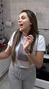 Não achei que uma mãe pudesse fazer isso com os próprios filhos! | FamiliaMaloka