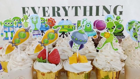 36Pcs Alien Party Cupcake Toppers Space Alien Party Decorations UFO ET Cupcake Picks for Alien Theme Birthday Party Decorations Baby Shower Supplies